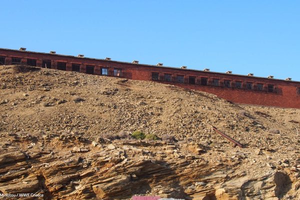 Oι φυλακές "σκαρφαλωμένες" στην άγονη γη της Γυάρου