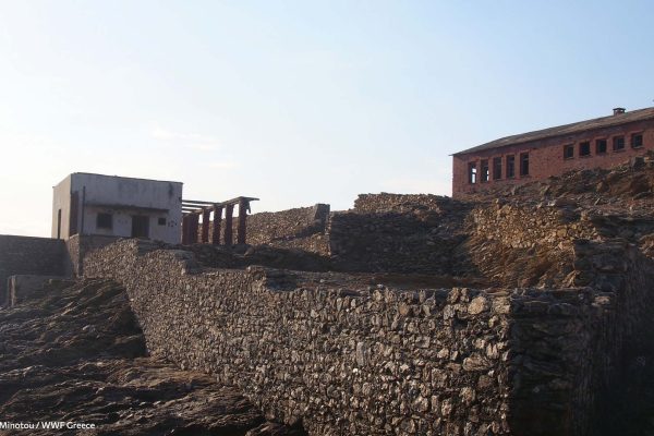 Bοηθητικά φυλάκια και κτίρια όμορα με τις φυλακές