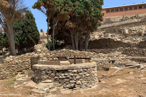 Πηγάδι στον όρμο των φυλακών