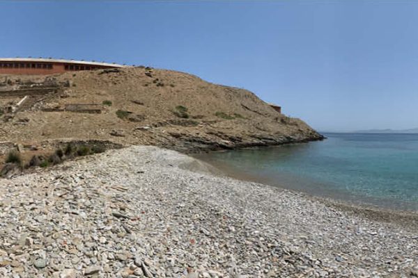 Οι φυλακές και ο όρμος τους