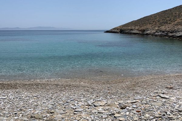 Παράκτιο ανάγλυφο παραλίας όρμου φυλακών