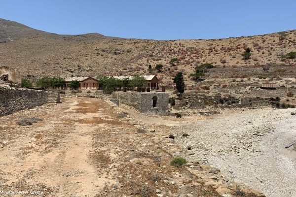 Η διαδρομή προς τον 4ο όρμο που φιλοξενούσε το νοσοκομείο