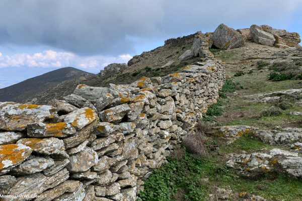 Τα μονοπάτια της ξερολιθιάς