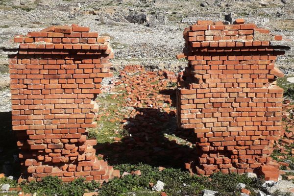 Βιβλιοθήκη Eρείπια4