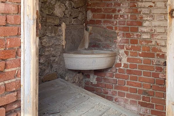 Βιβλιοθήκη Φυλακή Έσω-32