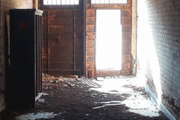 Βιβλιοθήκη Φυλακή Έσω-36 extra